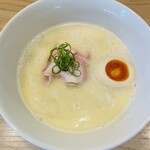 らーめんMAIKAGURA - 鶏白湯麺