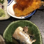 魚菜屋 - 鯵フライ、鰯煮