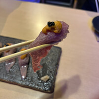 肉寿司 イタリアンバル 閂 心斎橋店 - 薔薇の肉寿司