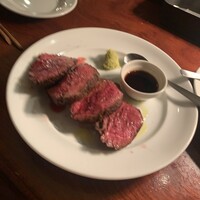 カルネジーオ イースト - 