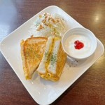 cafe ChaCha - ホットサンド