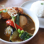 アプランティ - スープカレー黒ごま1500円