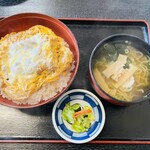 やな川 - かつ丼と半ラーメンセット