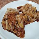 韓国料理焼肉・向 - セットの若どりと上ホルモン