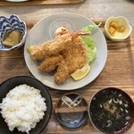 近江屋 - メカジキ、海老、牡蠣フライ定食(¥1,500.-)
