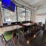 韓流居酒屋 わが家 - テーブル席