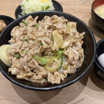 伝説のすた丼屋 - 肉1.5杯はかなりのボリューム