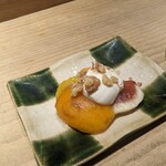 ヨシモリ - 枇杷とイチヂクの白和え