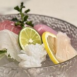完全個室鮨和食かなうS - 割鮮　五種盛(中トロ、黒ムツ、ヒラメ、ホタテ、水タコ)