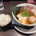 らぁめん トリカヂ イッパイ - 