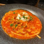 Salmone bene - 鮭とカニのトマトクリーム生パスタ