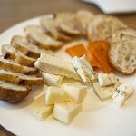 LA CULIYA - チーズ盛合せ