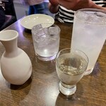 Taihou - 粕取焼酎とレモンサワーと冷酒で乾杯
