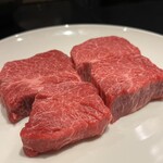 肉 希々 - 