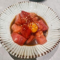 NK 蕎麦屋の二階 - 中トロ黄身醤油和え