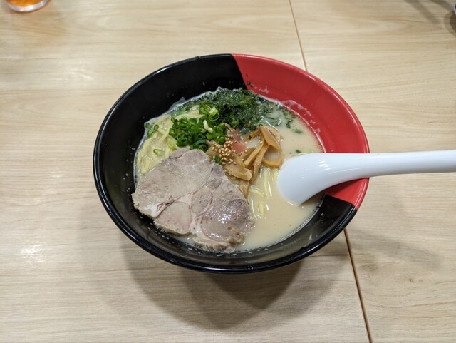 Nagasaki Ramen Saikai Inashiro Wakabadaiten photo 3