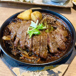 Izakaya Maru - 鉄板牛ステーキ　byまみこまみこ