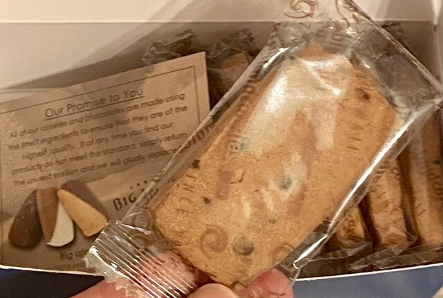 Big Island Candies Ala Moana Center Gift Shop (ビッグ Big Island Candies Ala Moana Center Gift Shop (ビッグ