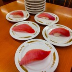 Sushi ro - 「倍トロ、1皿 100円」