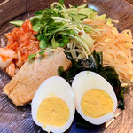 牛タンAZABU屋 - 日替りオススメ★さっぱりとビビン麺
