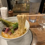 Ebi Maru Ramen - ツルパツ細ストレート麺