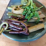 そばや 一秀 - セットの山菜