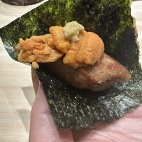 恵比寿 鮨 はつめ - マグロの脳天の焼き物＆ウニ