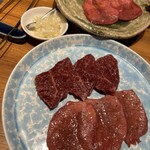焼肉 ジャンボ - 