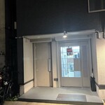 No Code - ビル外観