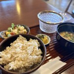 Nichigetsu - 彩り豊かな食事。