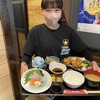 夢向船 - 料理写真:いつもの笑顔での配膳