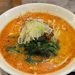 横浜らぁめん 桜花 - 担々麺　880円