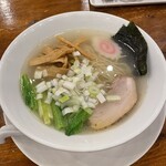 Marukin Ramen - 塩ラーメン
                      麺硬め