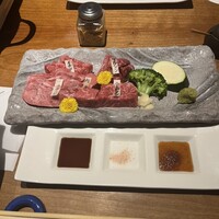 和牛料理 要 - 