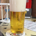 ビールスタンド重富 - 3度つぎ