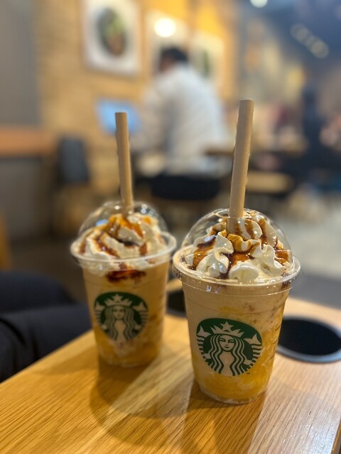 Starbucks Coffee Shinjuku Nishiguchi Ten - Shinjuku/Cafe | Tabelog