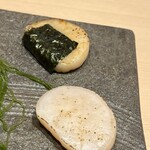 寿司 みなつき - ホタテの炙り