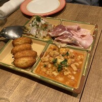 マヌエル タスカ ド ターリョ 丸の内店 - 