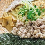 覆麺 智 - 
