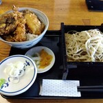 大井更科 - 天丼と蕎麦のセット。