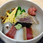 Sushi Wakayama - ちらし丼
