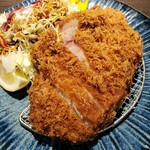 248741069 - 特ロースかつは300㌘！柔らかジューシー！旨い！