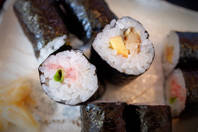 Maruhide Sushi photo 2
