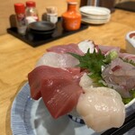 魚toあさひ - 日替わり丼