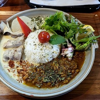 スパイスキッチン 倍音_1