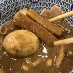 松戸富田麺絆 - 極太チャーシューと味玉