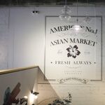 Giovanni’s - 1階への階段