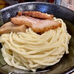 一 - 炙りチャーシューが柔らかくて美味しいです