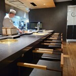 日本焼肉はせ川 別亭 - カウンター