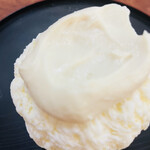 こひる庵 - ゆず、生姜、あんこ　たくさんの素材を使った贅沢クリーム